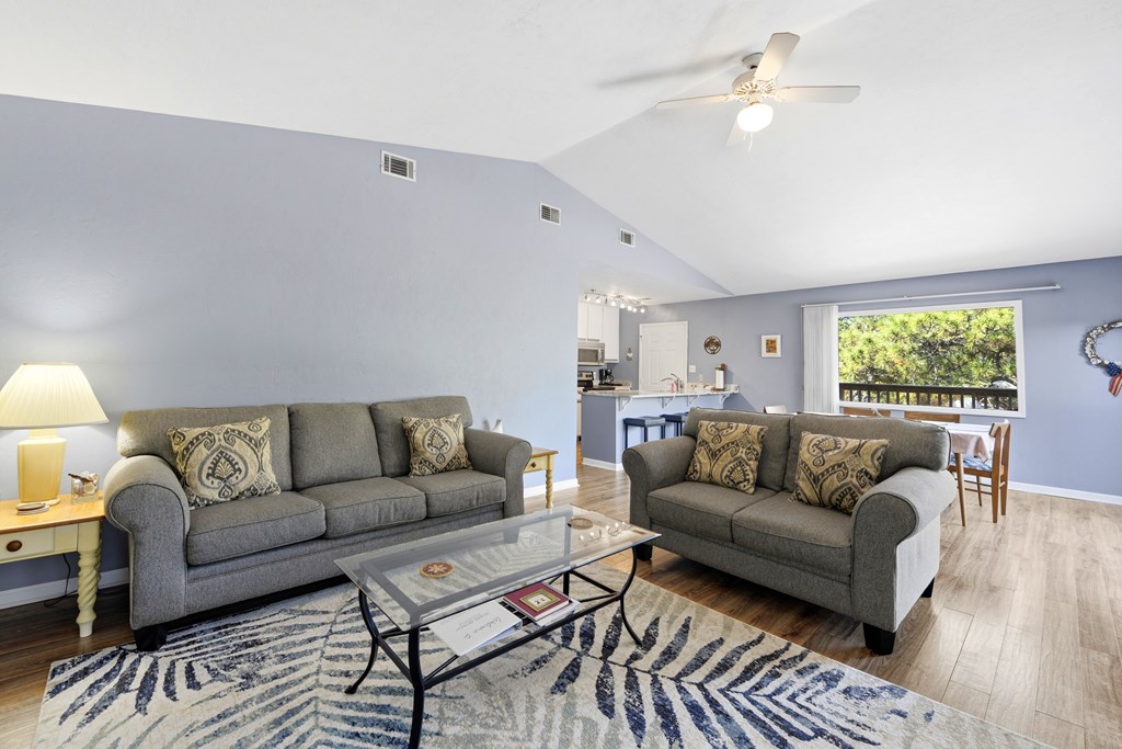 1048 W Bay Shore Dr, St. George Island 32328