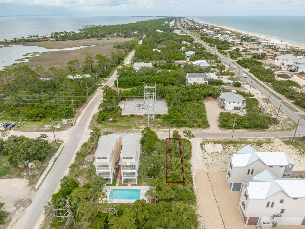 244 3rd St E, St. George Island 32328