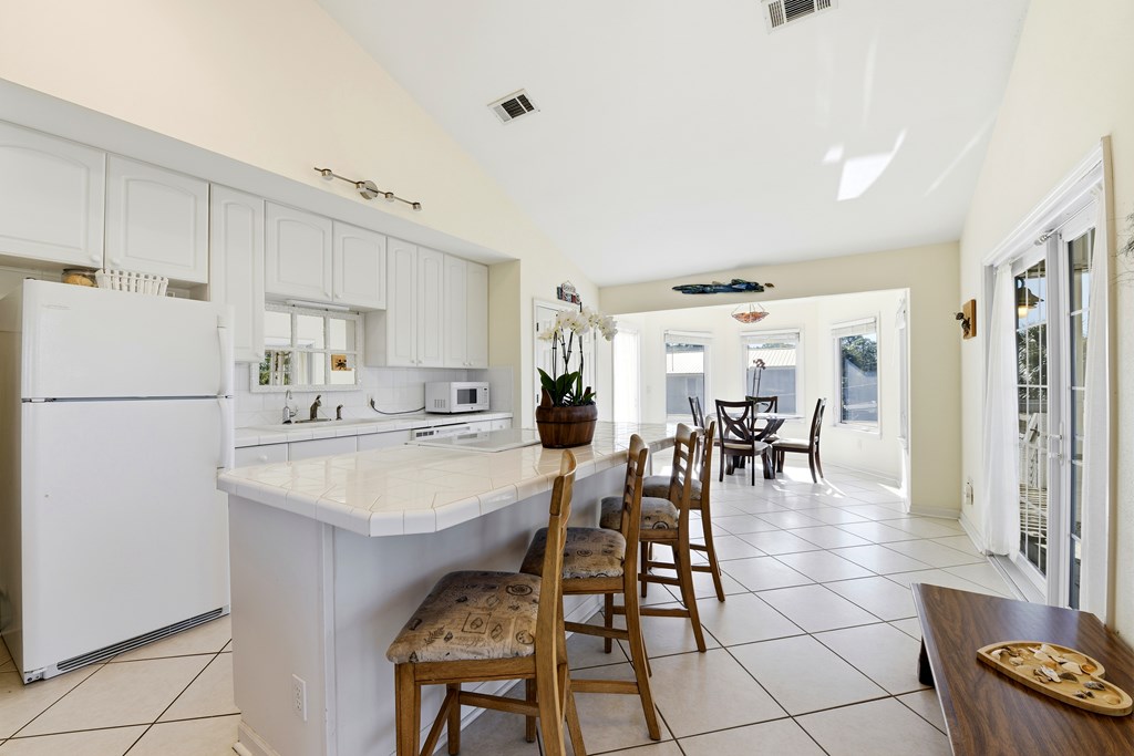 325 Marks St, St. George Island 32328