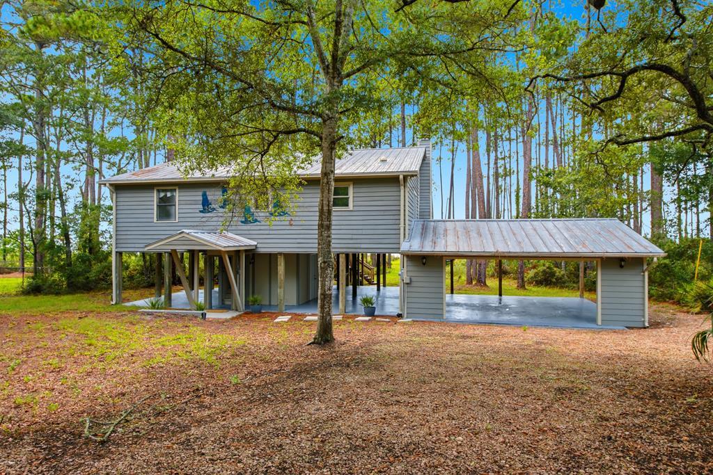 203 N Bay Shore Dr, 32328