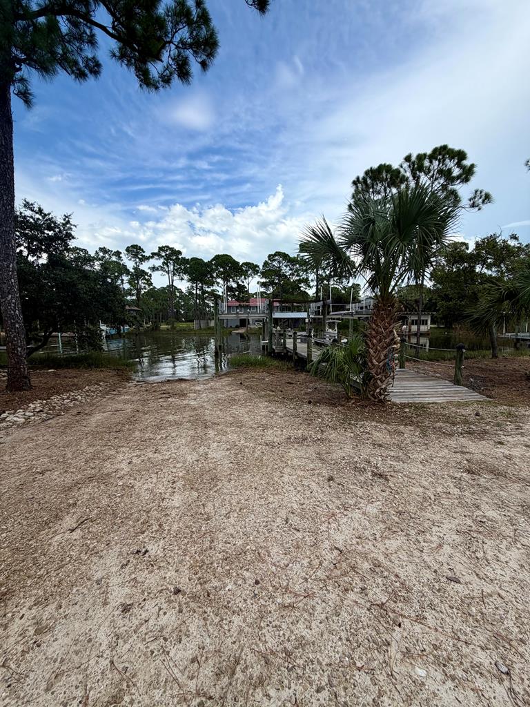 319 E Sawyer St, St. George Island 32328