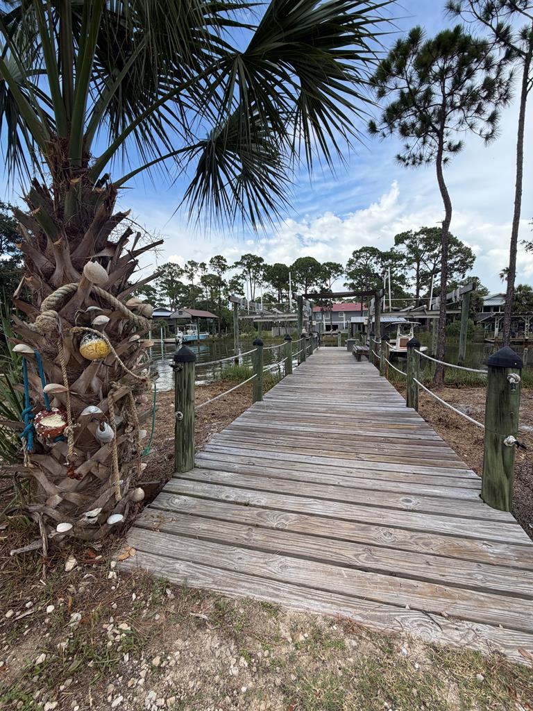 319 E Sawyer St, St. George Island 32328