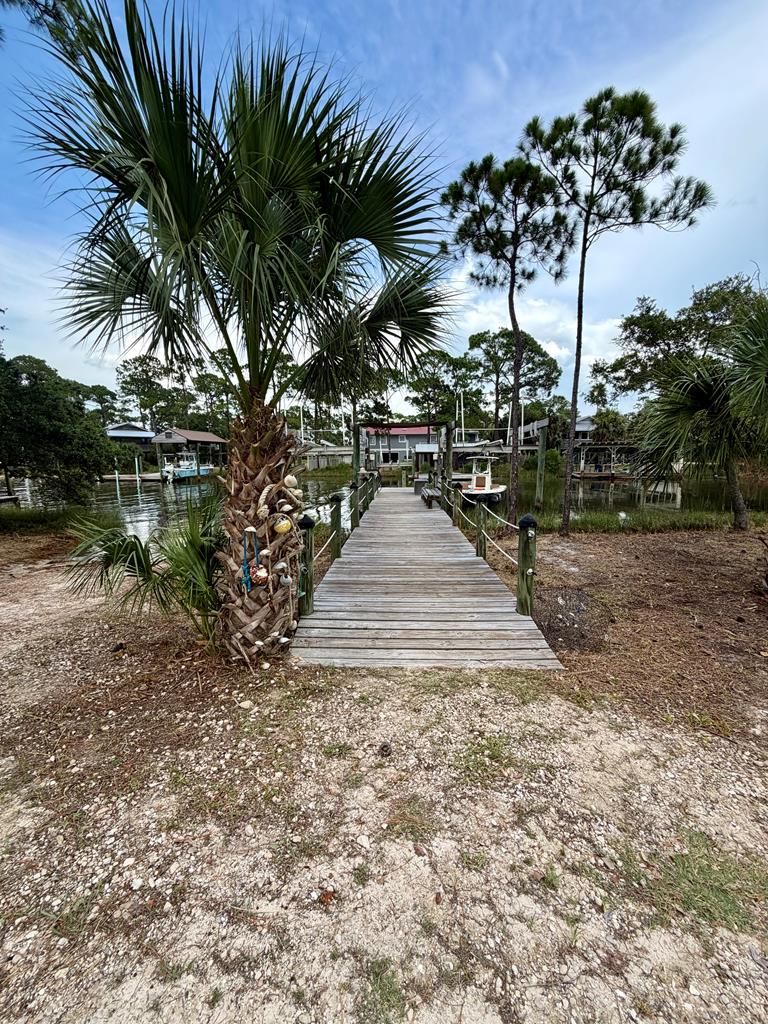 319 E Sawyer St, St. George Island 32328