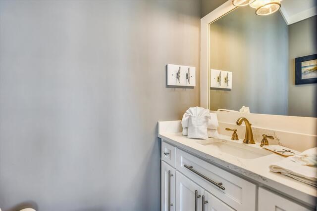 451 Sawyer St, St. George Island 32328