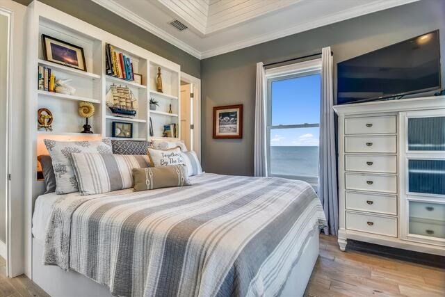 451 Sawyer St, St. George Island 32328