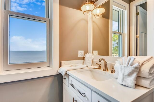451 Sawyer St, St. George Island 32328