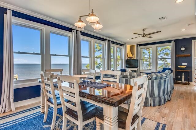 451 Sawyer St, St. George Island 32328