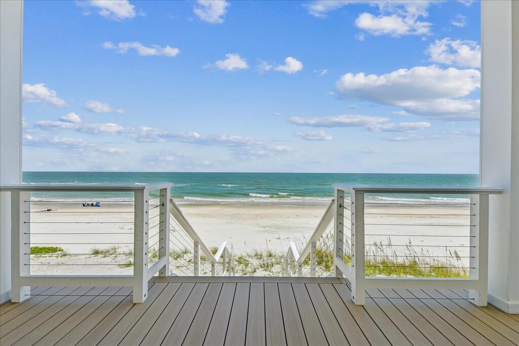 1644 E Gulf Beach Dr, St. George Island 32328