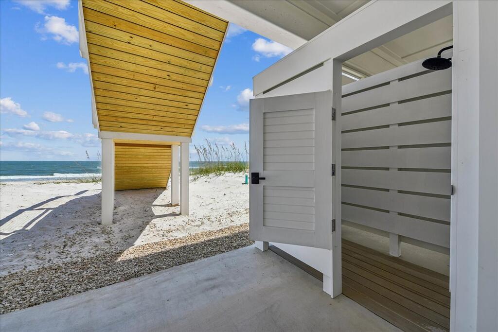 1644 E Gulf Beach Dr, St. George Island 32328