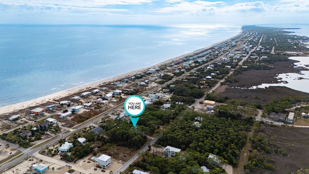 548 E Pine Ave, St. George Island 32328
