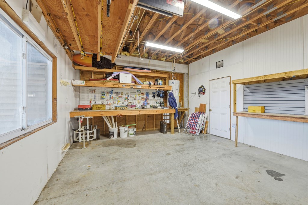 548 E Pine Ave, St. George Island 32328