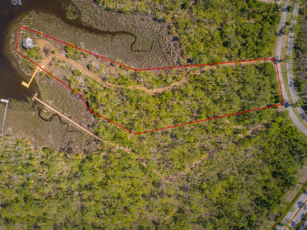 1835 Bayview Dr, St. George Island 32328