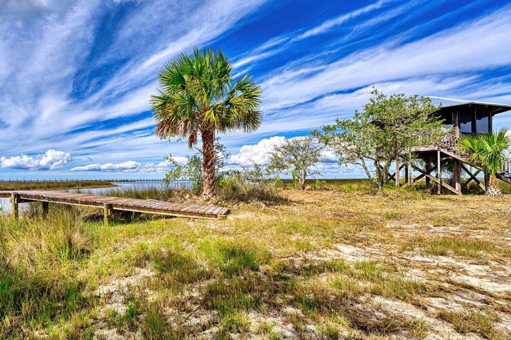 1835 Bayview Dr, St. George Island 32328