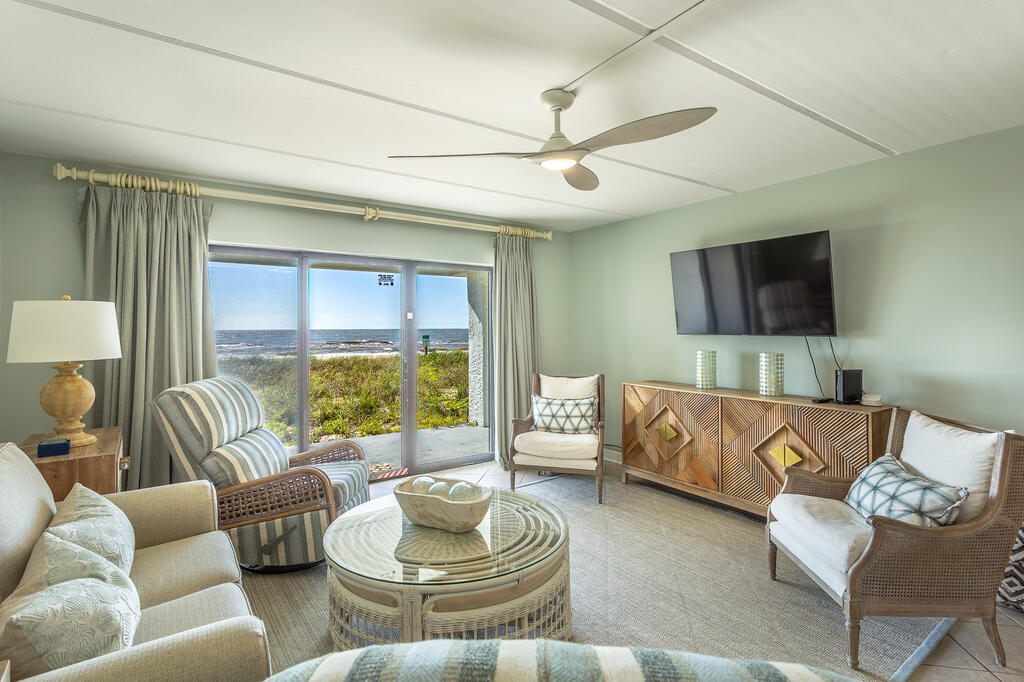 240 W Gorrie Dr # 2, St. George Island 32328 Unit: Villa H 2