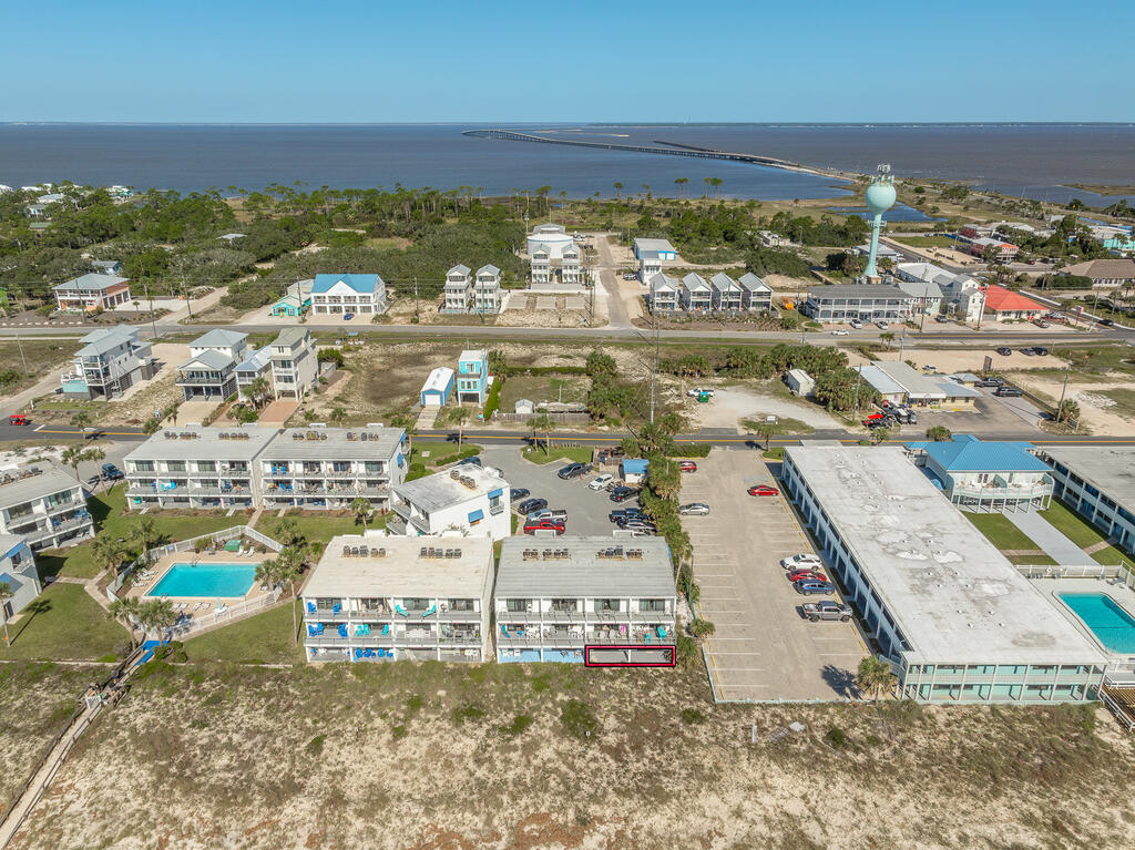 240 W Gorrie Dr # 2, St. George Island 32328 Unit: Villa H 2