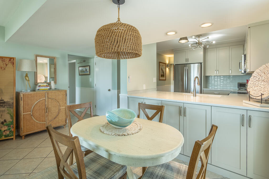 240 W Gorrie Dr # 2, St. George Island 32328 Unit: Villa H 2