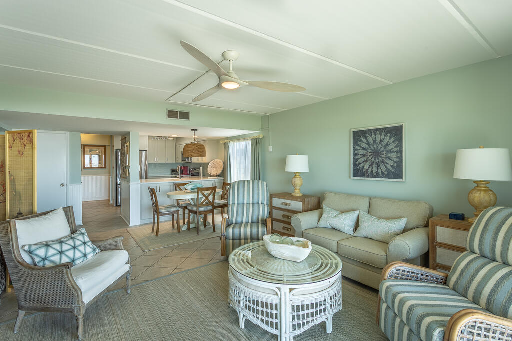 240 W Gorrie Dr # 2, St. George Island 32328 Unit: Villa H 2