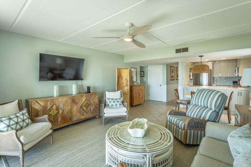240 W Gorrie Dr # 2, St. George Island 32328 Unit: Villa H 2