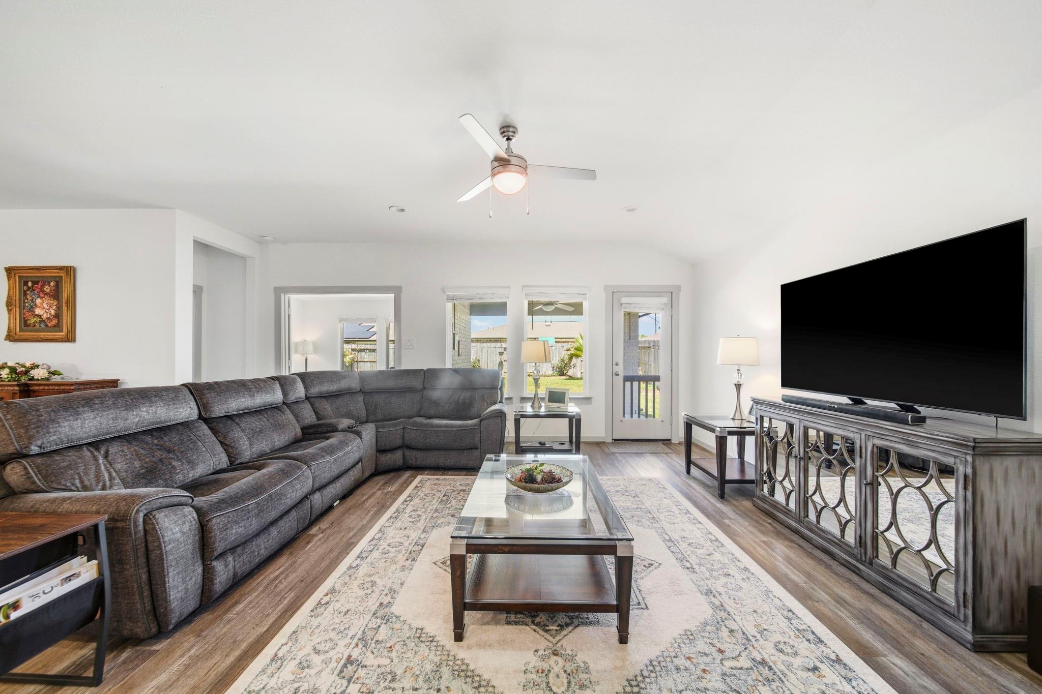 3531 Joshua Grove