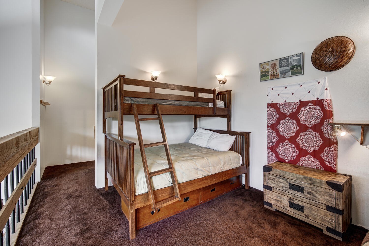 745 Columbine ROAD A404