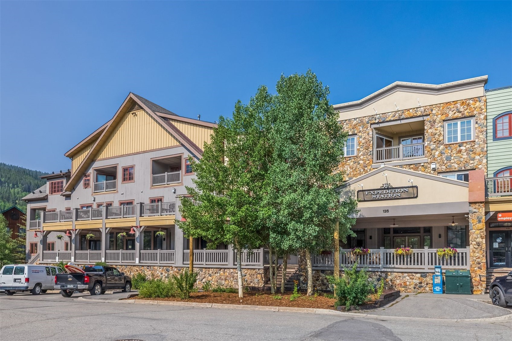 135 Dercum DRIVE 8630