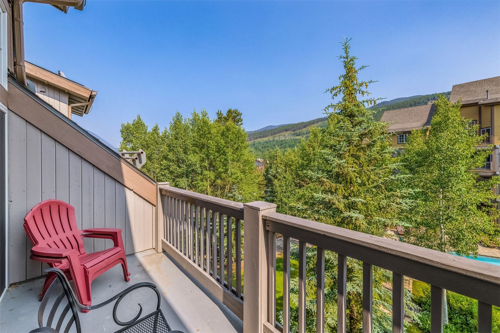 135 Dercum DRIVE 8630