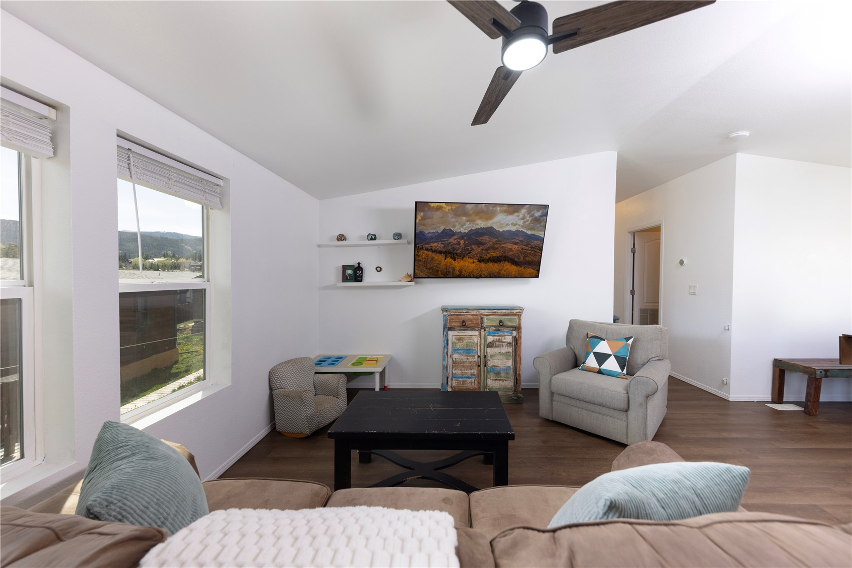 167 Pikes Peak PLACE