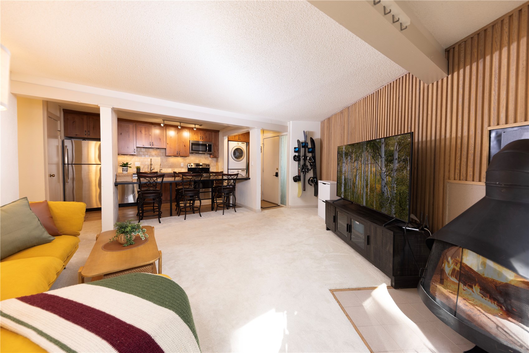 1115 Ski Hill ROAD 81