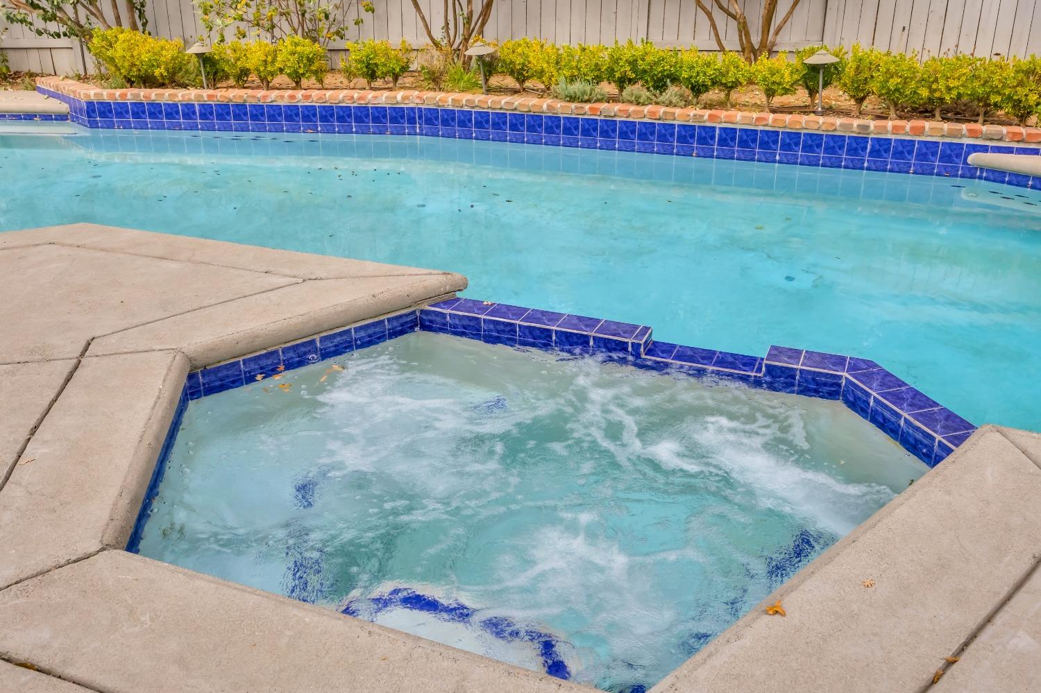 11587 Crystal Lake Court