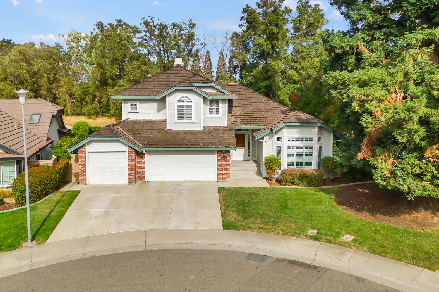 11587 Crystal Lake Court