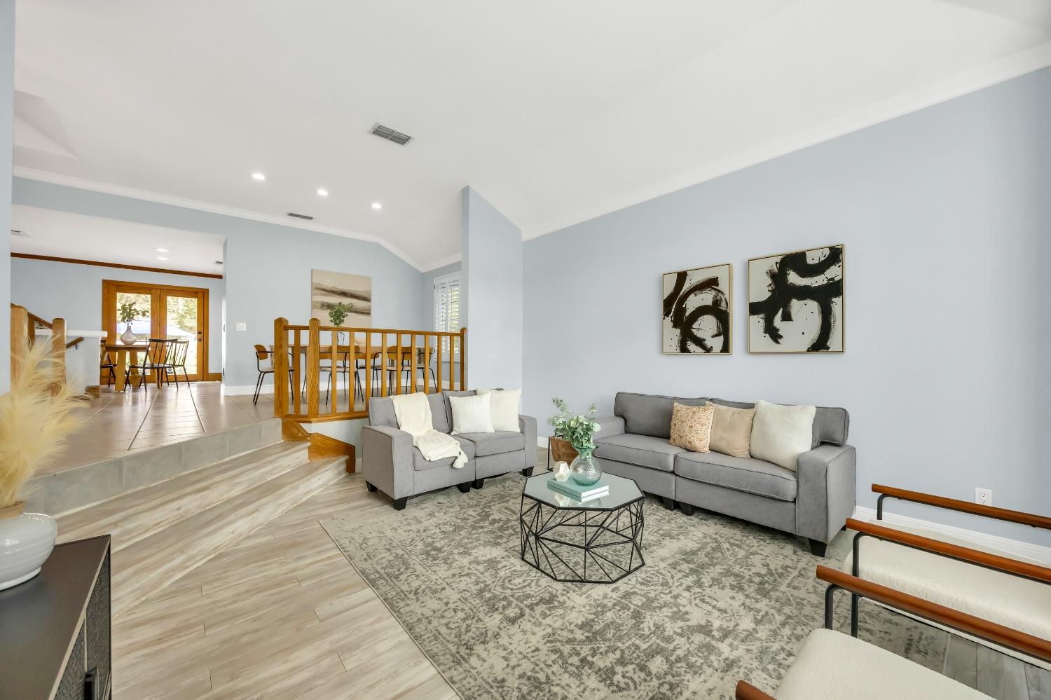 11587 Crystal Lake Court