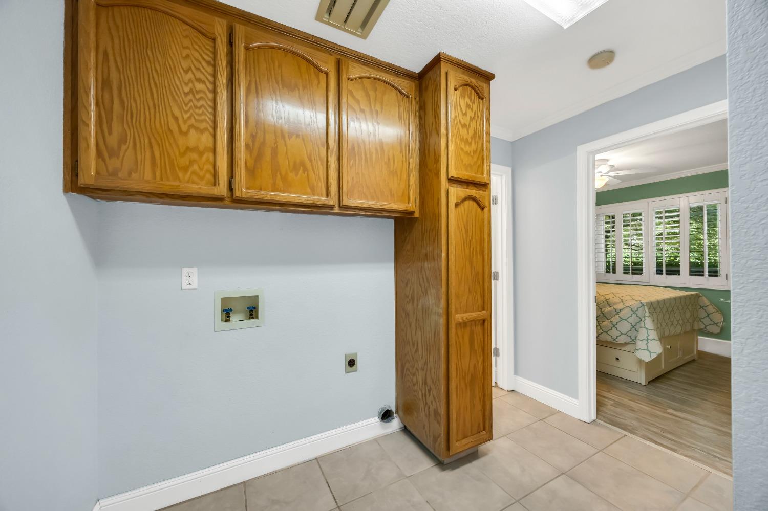 11587 Crystal Lake Court