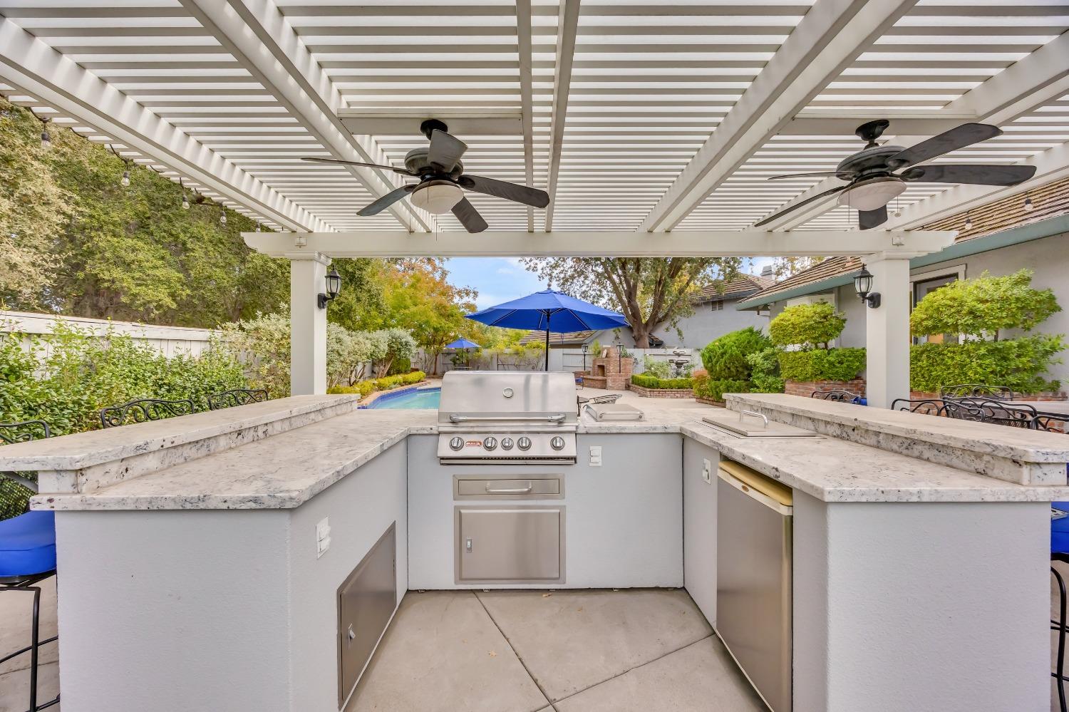 11587 Crystal Lake Court