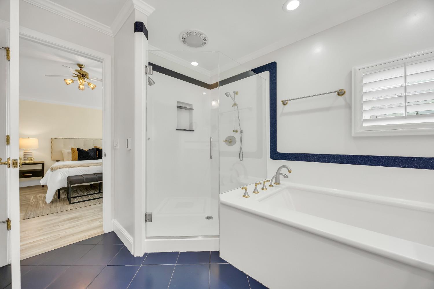 11587 Crystal Lake Court