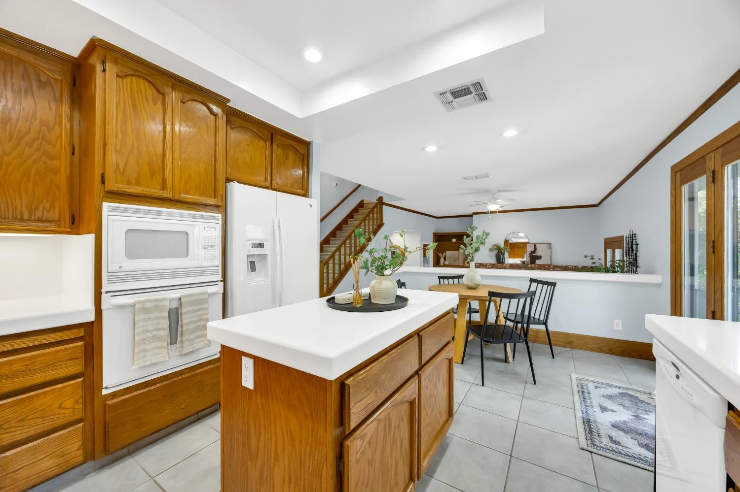 11587 Crystal Lake Court