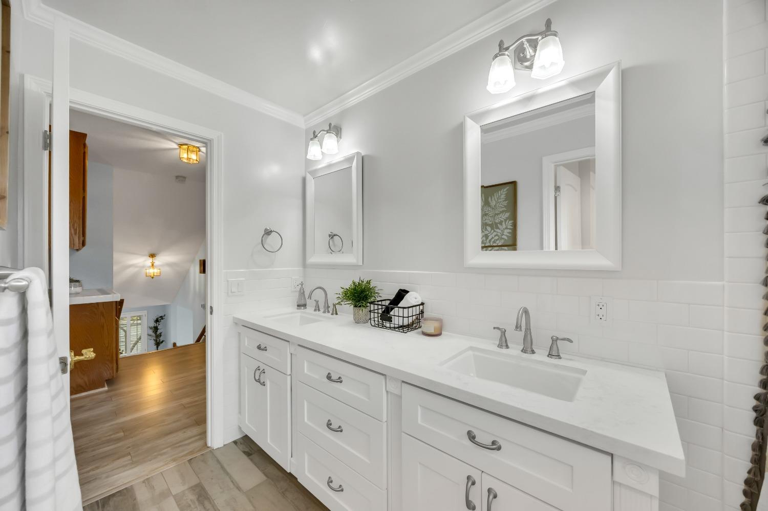 11587 Crystal Lake Court