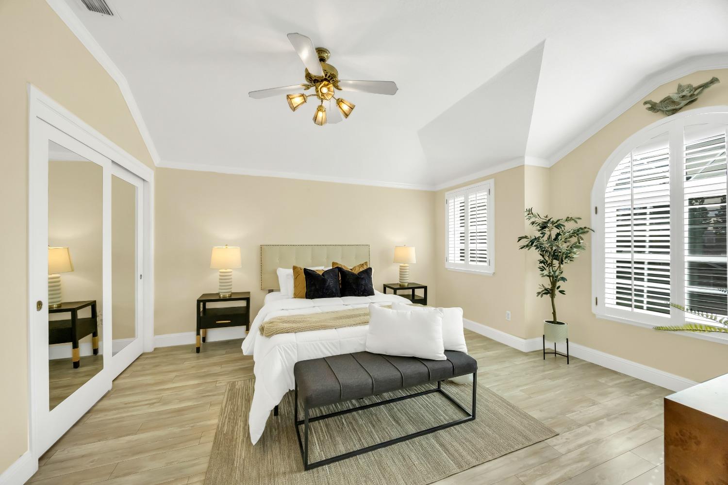 11587 Crystal Lake Court