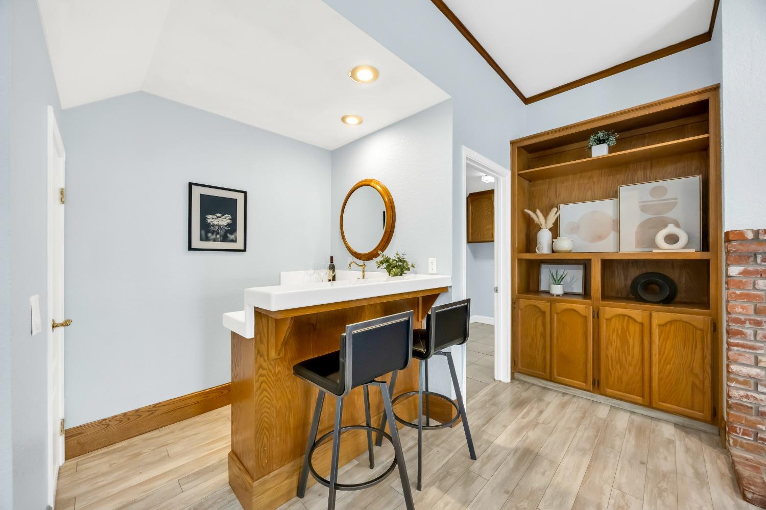 11587 Crystal Lake Court