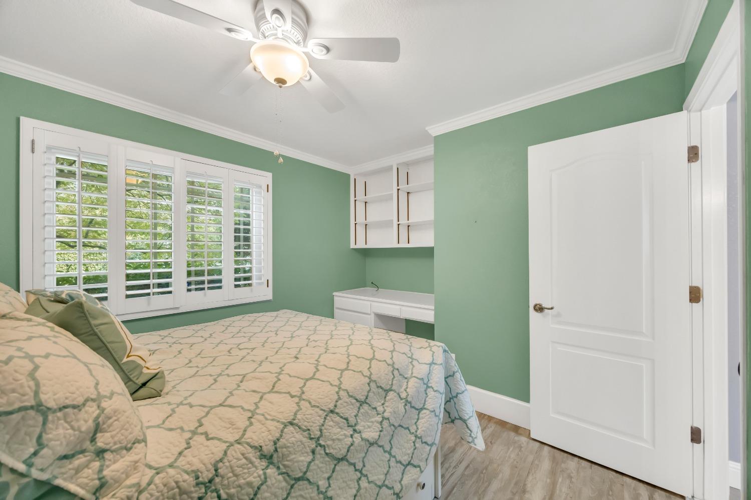 11587 Crystal Lake Court