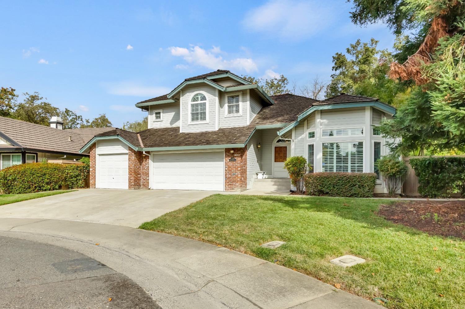 11587 Crystal Lake Court