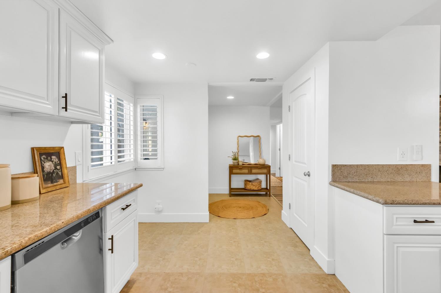 6821 Lonicera Drive