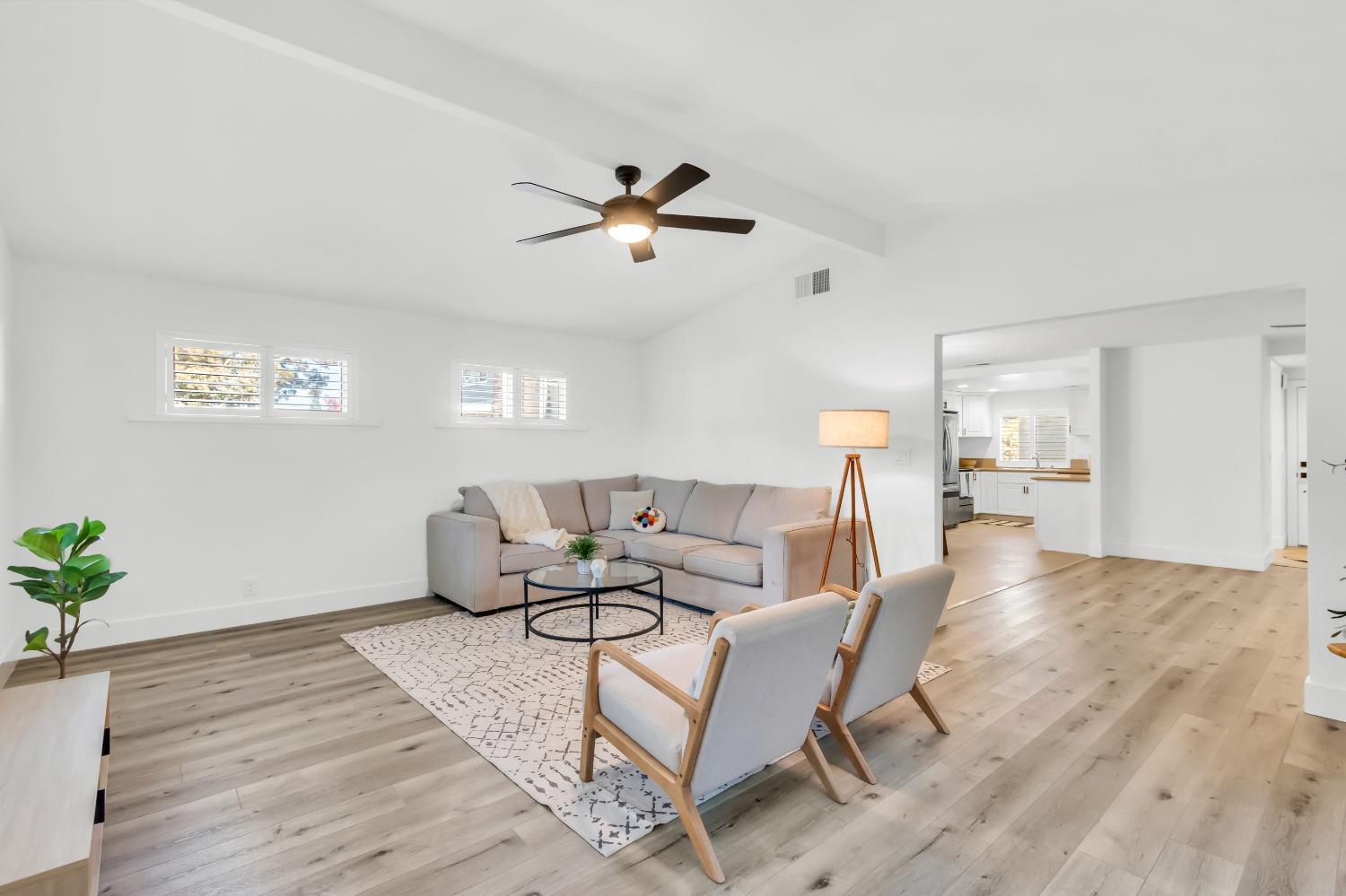 6821 Lonicera Drive
