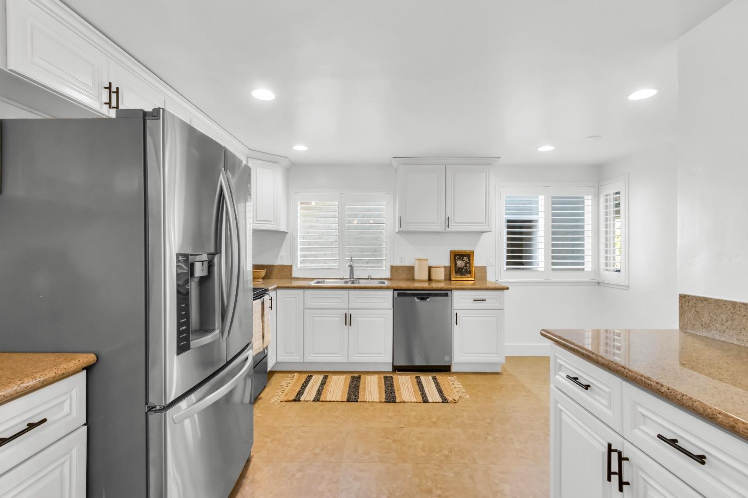 6821 Lonicera Drive