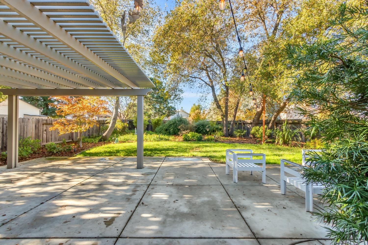 6821 Lonicera Drive