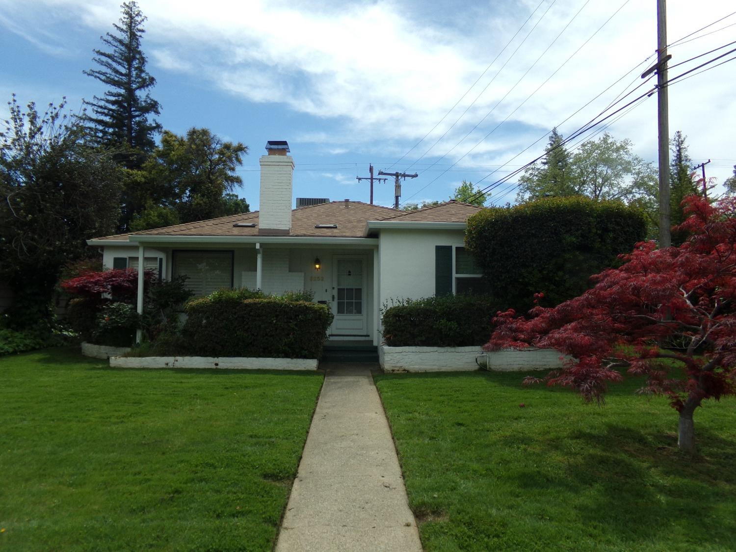 5252 H Street