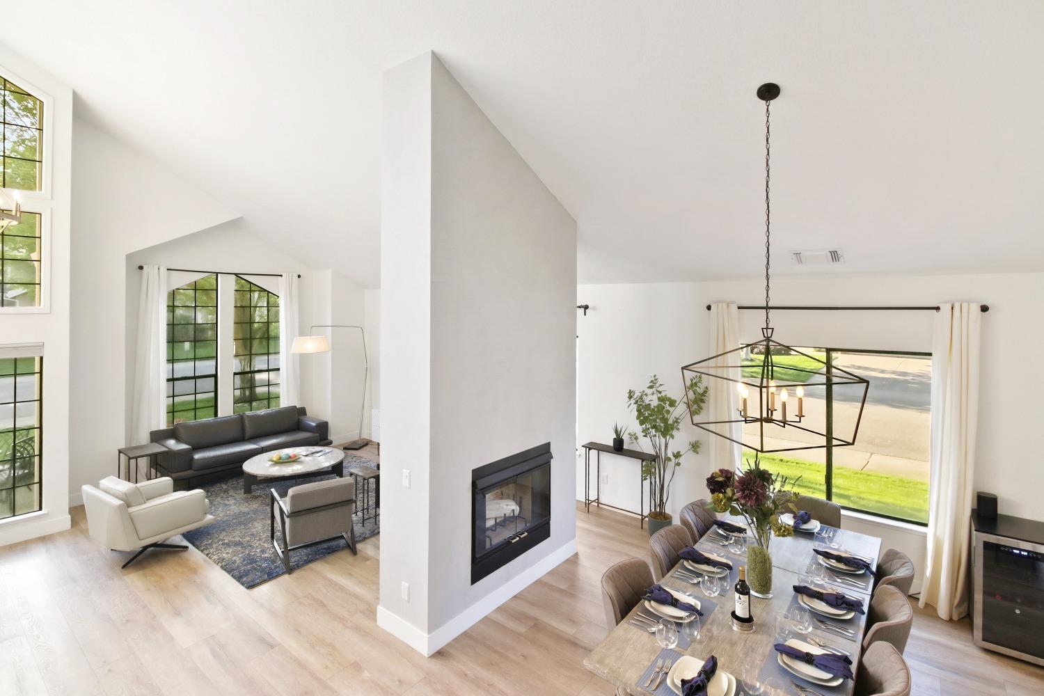 2121 Campton Circle
