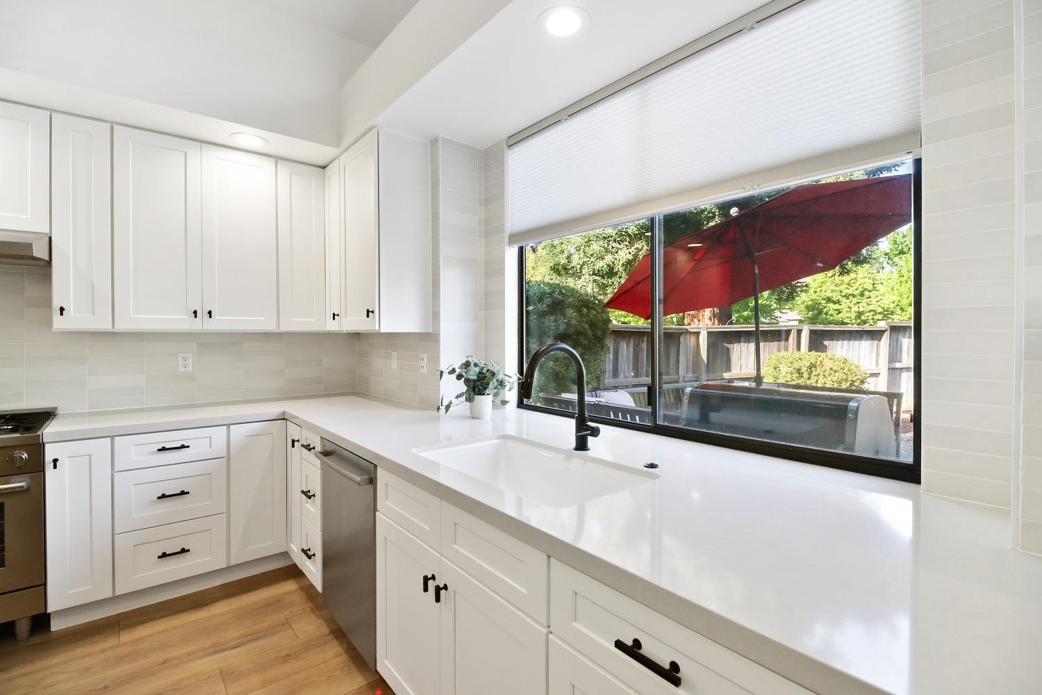 2121 Campton Circle