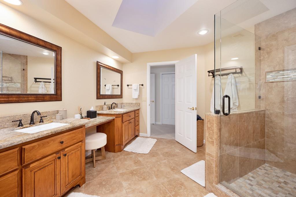 171 Water View Way