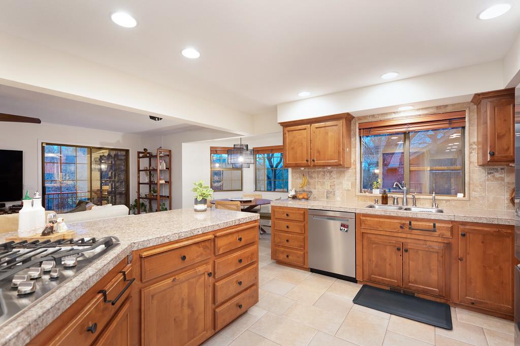 171 Water View Way