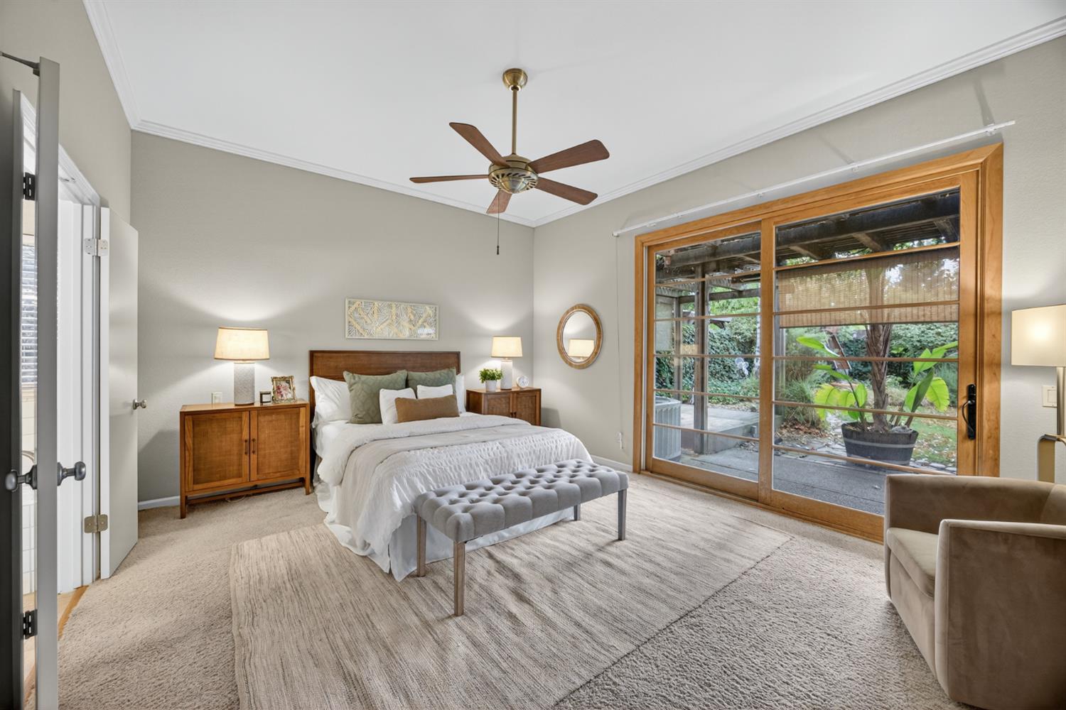 2206 Fort Point Drive